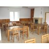Jídelní dubové stoly