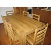 Kuchyňský jídelní stůl z masivu+6Maya (prirodni detail)