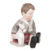 Chlapec držící koníka, polyresin AND302-L