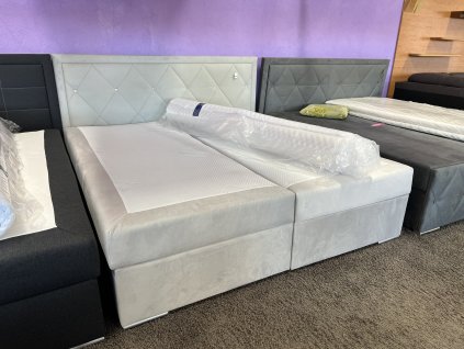 Čalouněná manželská postel 180 x 200 - NEPOUŽITÁ