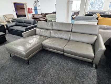 Rohová sedací souprava - el. polohovací - kůže - zánovní