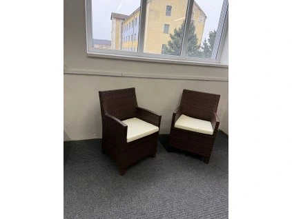 Ratanová křesla – 2 ks, nepoužité