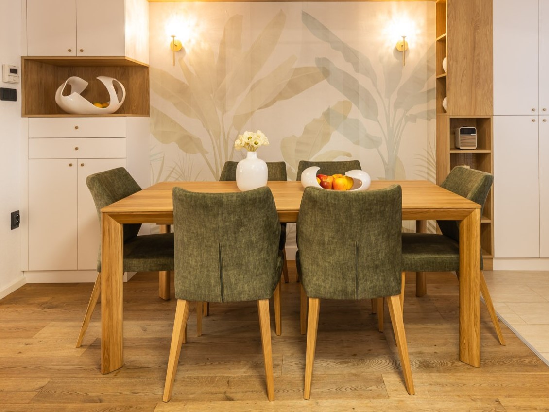 Jídelní stůl DITA v nové jídelně