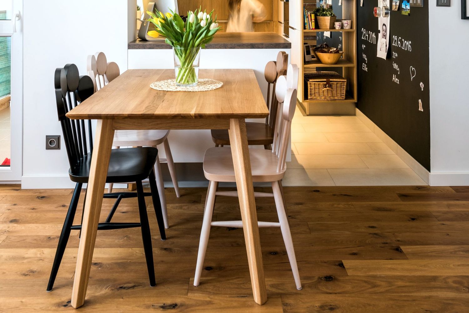 Dubový jídelní stůl LONDON