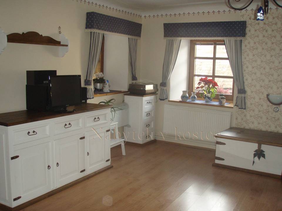 Chalupa ve venkovském stylu Neratovice.