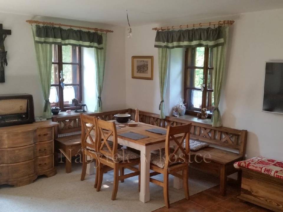 Chalupářský nábytek MEXICANA sluší nejen interiérům chalupy.