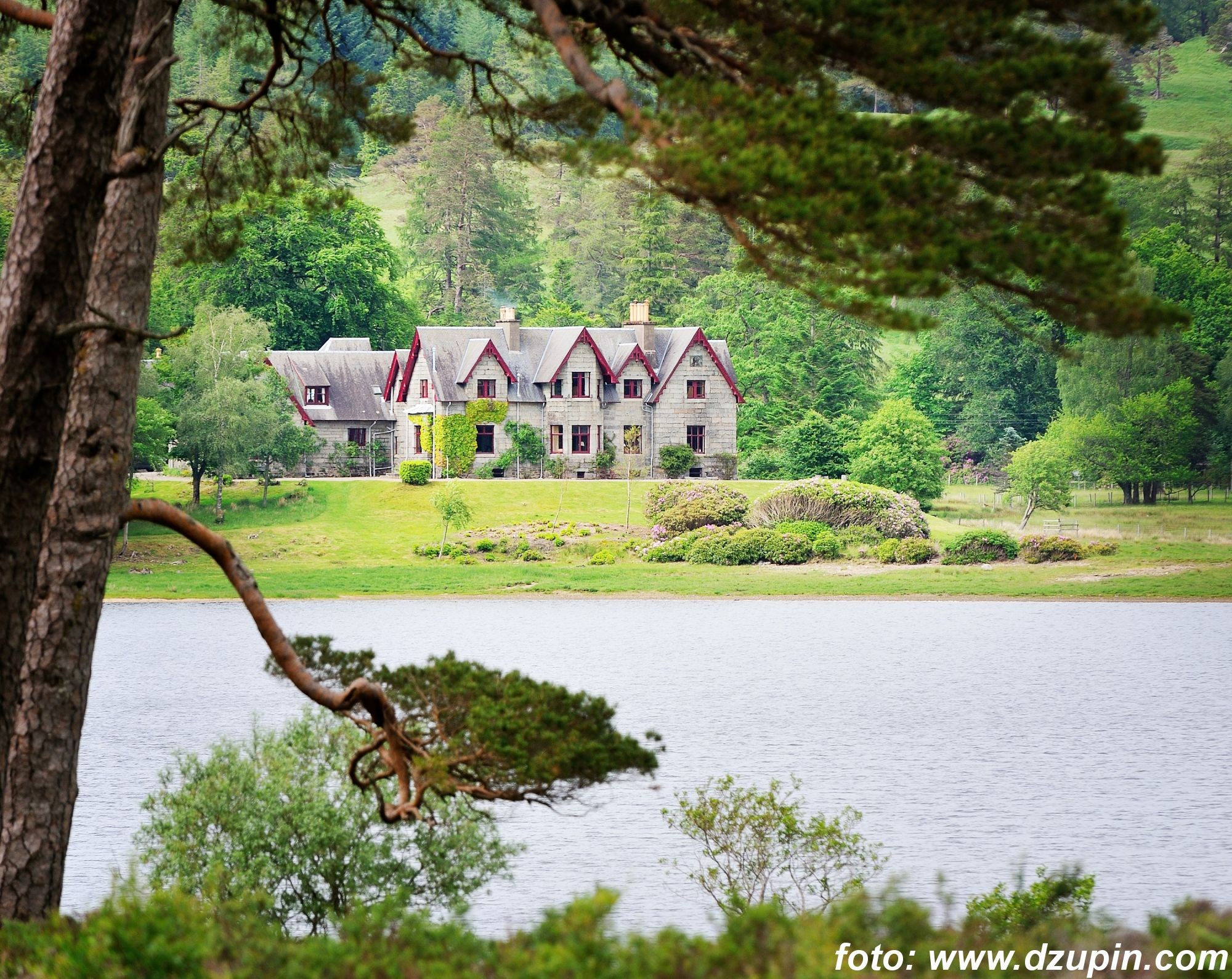 Nábytek s vůní Anglického venkova