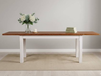 rozkládací jídelní stůl z masivního dřeva