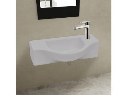 Keramické umyvadlo s otvorem na baterii bílé 141930