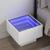 Noční stolek s Infinity LED bílý 40 x 40 x 30 cm 3284063