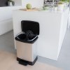 Curver Pedálový odpadkový koš Deco obdélníkový 30 l stříbrný 443828