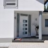 Vchodové dveře bílé 100 x 210 cm hliník a PVC 3157066