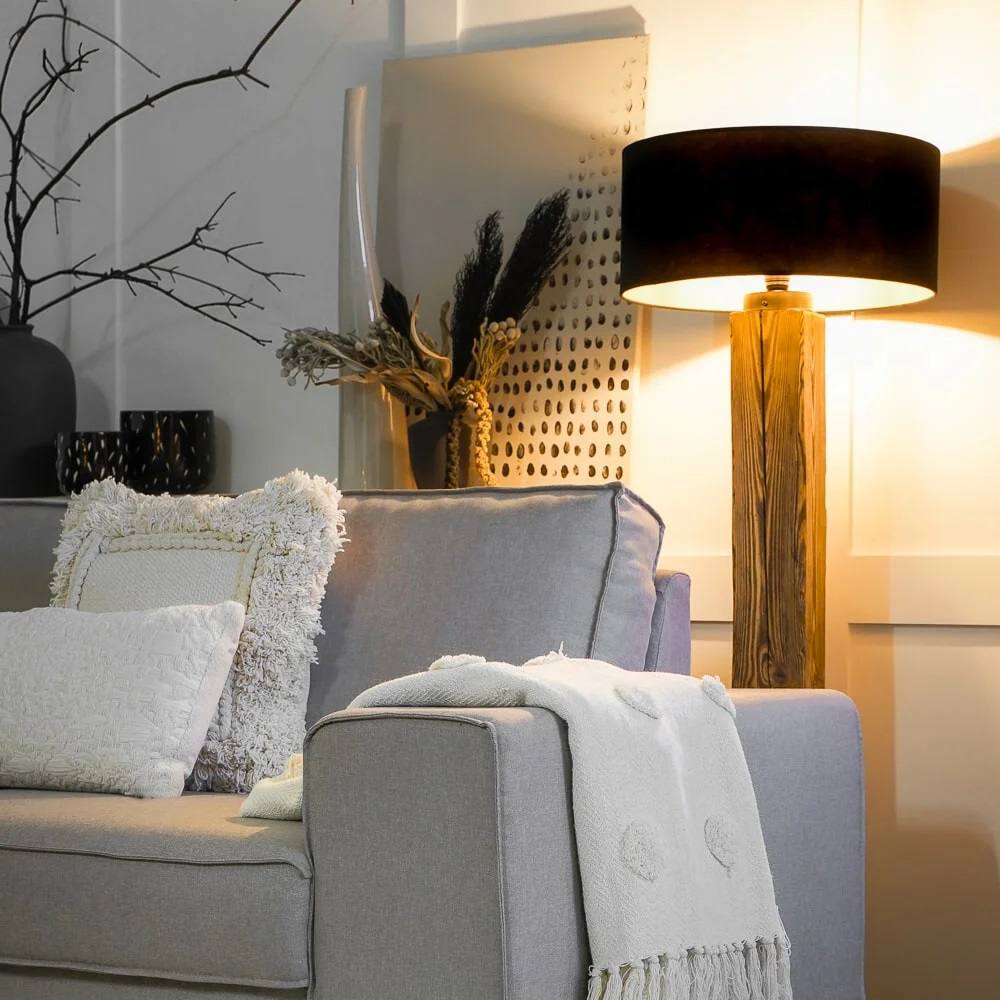 lampa-stojaca-drewniana
