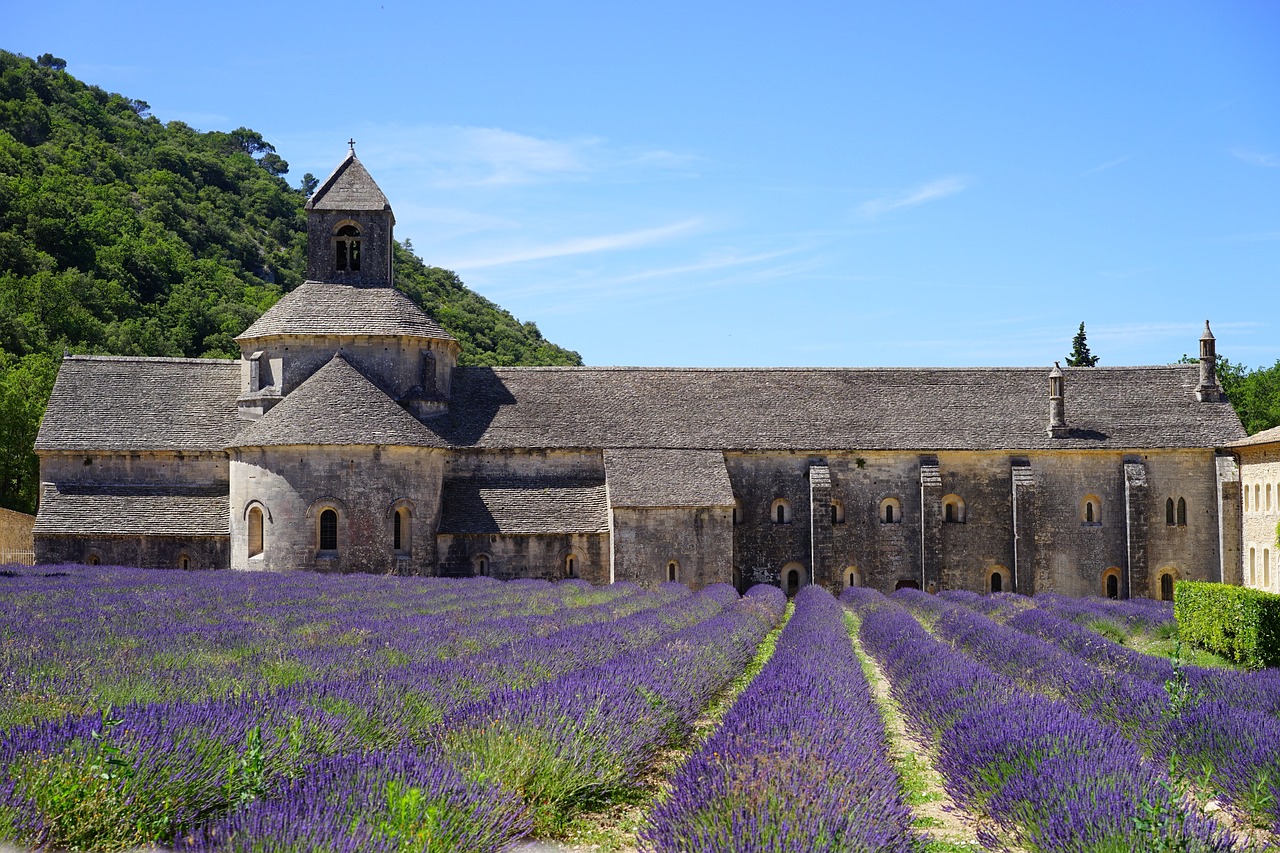 abbaye-de-senanque-1595649_1280