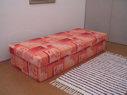 Válenda čalouněná Beáta (Varianta C)