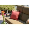 dekorační polštáře Hartman na zahradní sedačce