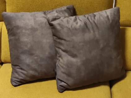 Polštářek šedý samet 50 x 50 cm