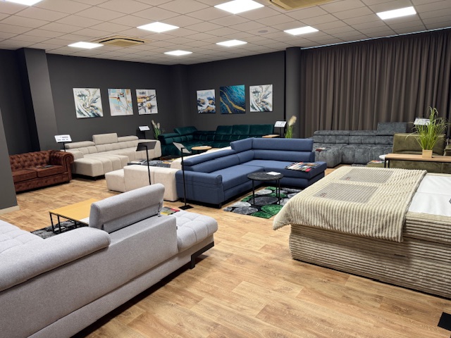 Showroom Senica 3