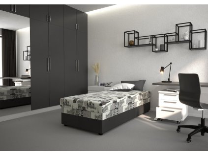 Válenda EVELINA Blanář, pohled v interiéru pokoje s černým podstavcem a vzorovanou matrací.