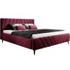 Čalouněná postel ROBERT, přímý pohled zepředu, vínově červené čalounění, nízké čelo s vertikálním prošíváním