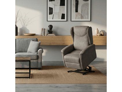 7B6843B4808F8ED7D6B5C895B530FCE2EDBC9EFB 1 pxl