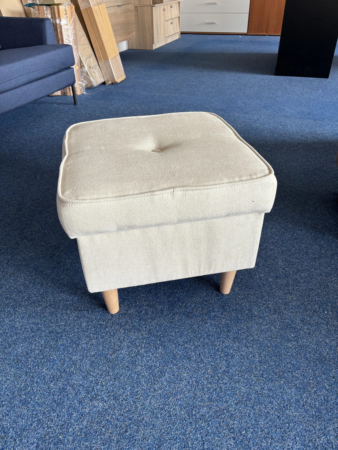 Taburet Flo látka: světlá látka