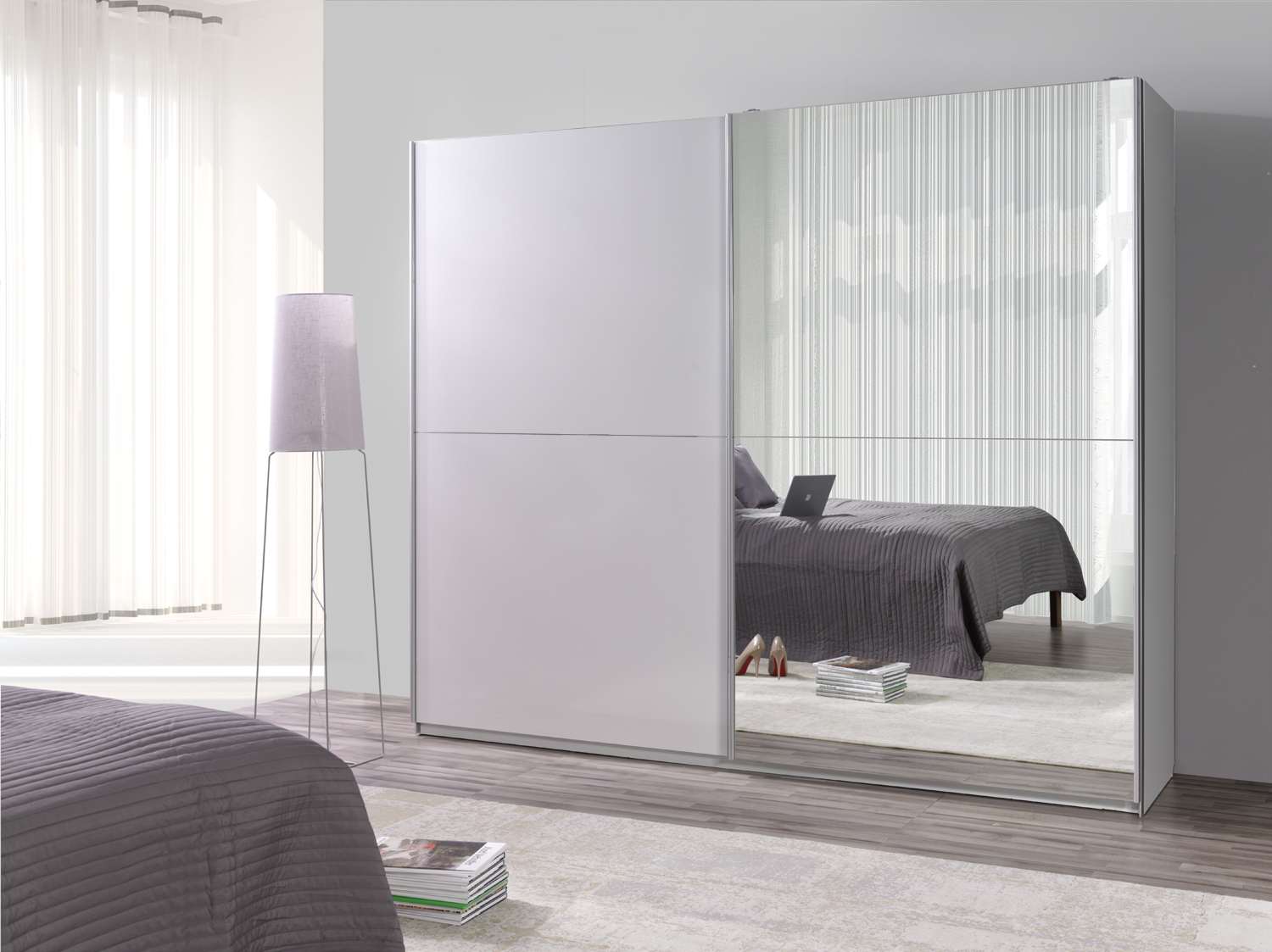 Šatní skříň Lux 28 Barva korpusu: Bílá, Rozměry: 244 cm, Dveře: Zrcadlo - Bílá,Zrcadlo