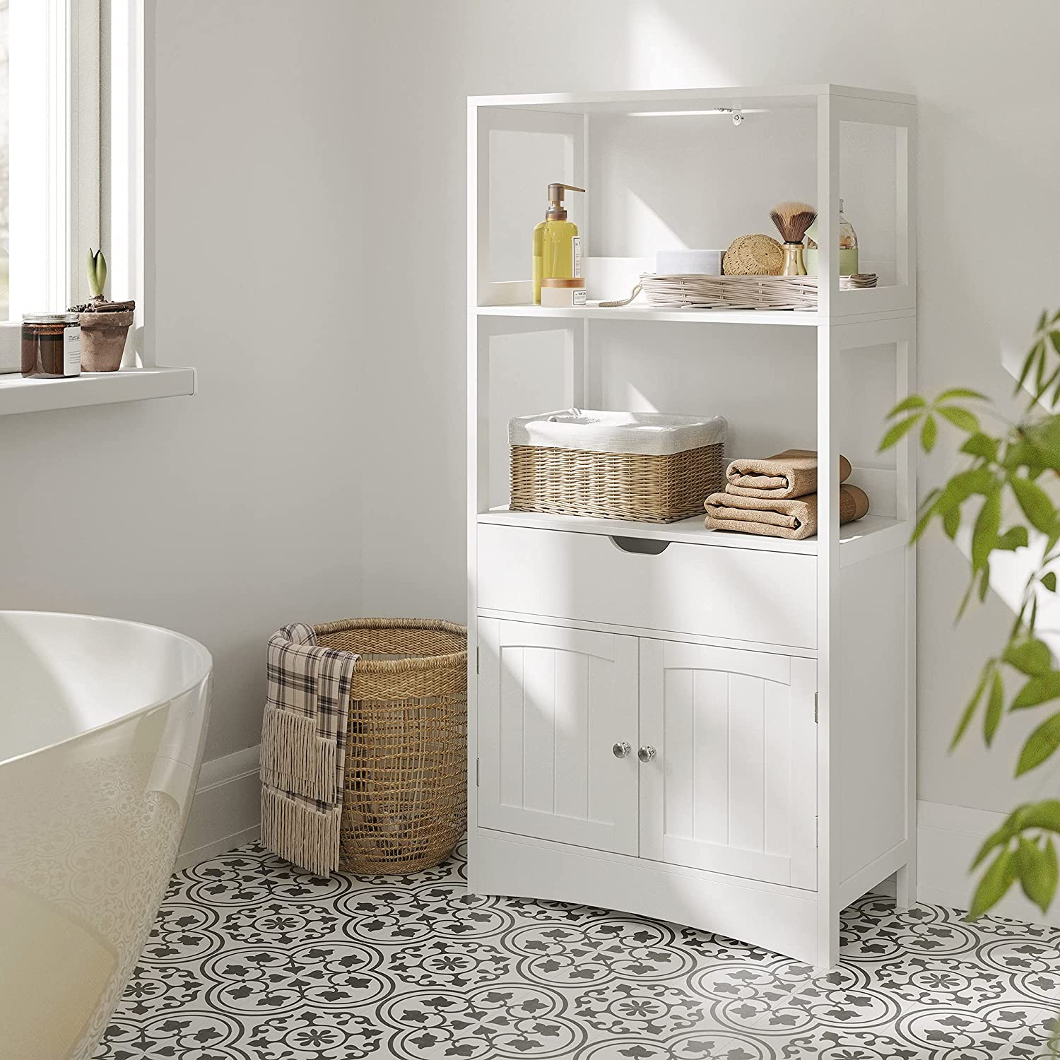 E-shop VASAGLE Kúpeľňová polica so skrinkou biela 60 x 122 x 32 cm