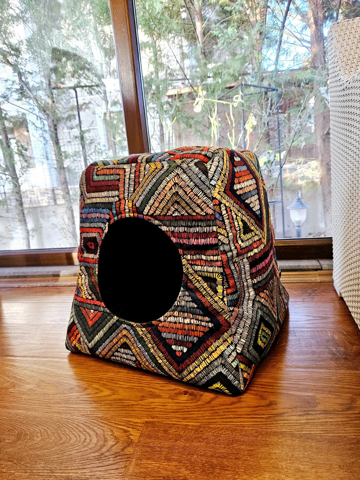 ASIR Pelech pre mačky MEI farebný malý 42 cm