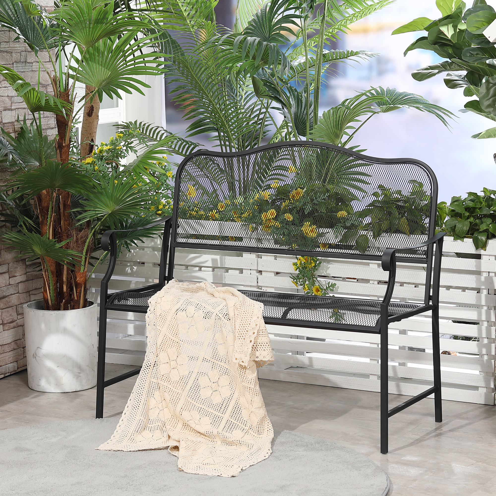 OUTSUNNY Záhradná lavica kovová dvojmiestna nosnosť 220 kg 113 cm x 58 cm x 98 cm čierna