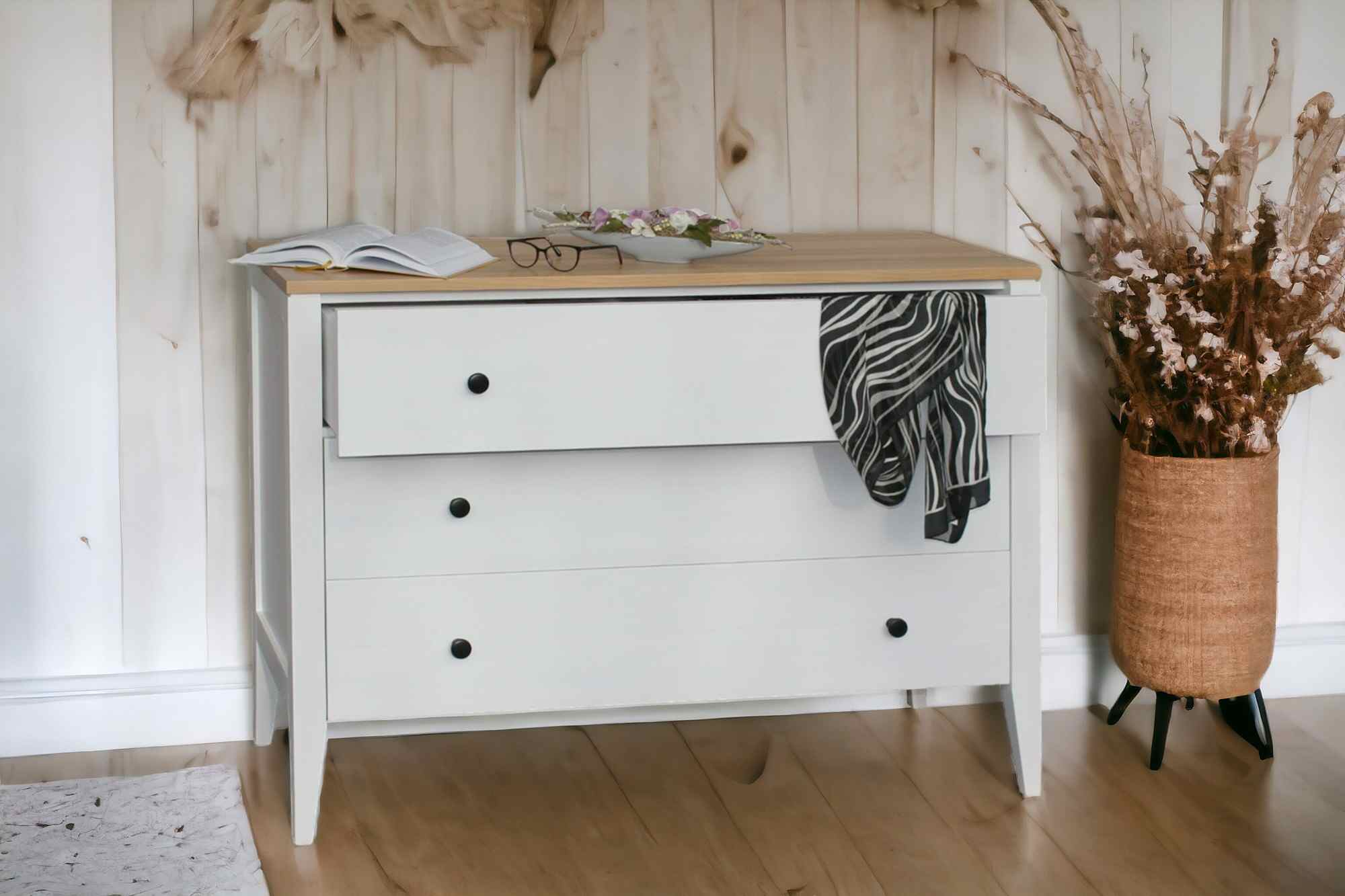 Nábytok z masívneho bukového dreva pre mimoriadny estetický zážitok