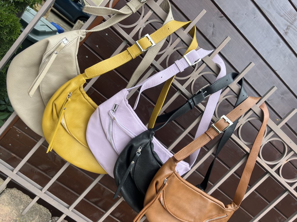 Velká kožená ledvinka