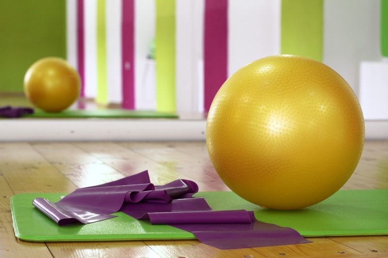 pilates-pomůcky-na-cvičení