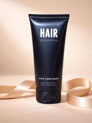 ✨ Hydratace, lesk & pružnost v jednom kroku ✨ Vlasy bez života? Suché délky? Chybí jim lesk? Tahle maska je přesně ten...