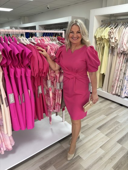 Krátke ružové šaty s puff rukávčekom