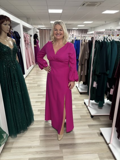 Dlhé šaty s puff rukávmi v cyklaménovej farbe