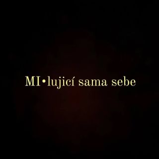 Žena by se měla milovat taková jaká je. S křivkami i bez, vysoká či malá. A každá žena má mít možnost obléct si oblečení...