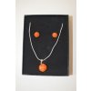 1541 Sada: náušnice + náhrdelník s oranžovou kuličkou vykládanou kamínky, v dárkové krabičce. KRÁSNÝ VÁNOČNÍ DÁREK!!