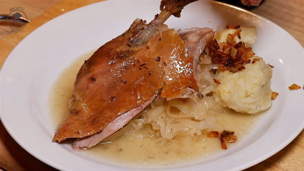 Pomalu pečená kachna