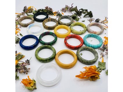 Prsteň z prírodného kameňa