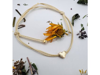 Srdiečkový náramok