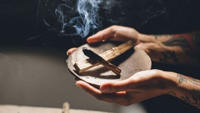 Vydymovanie: Univerzálny rituál očisty a harmónie