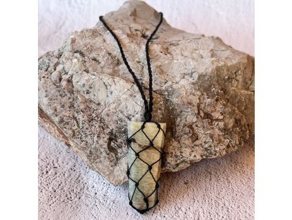 Prívesok s čipkou, plochý hrot – AMAZONIT