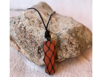 Prívesok s čipkou, plochý hrot – ČERVENÝ JASPIS