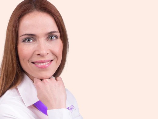 „Naši českou kosmetiku sama zkouším, díky tomu znám přesně její účinky,” pochvaluje si Veronika Gebauerová ze zákaznické podpory