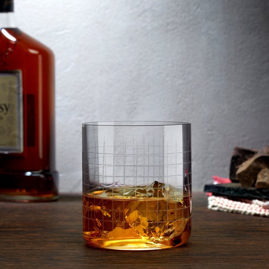 Finesse Grid Set of 4 Whisky DOF Glasses 2