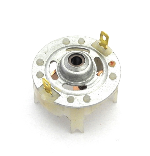 332 uhlíkové kartáče 4,6 x 6,0 mm včetně držáku