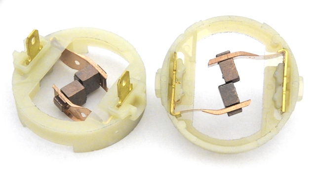 349 uhlíkové kartáče 4,8 x 8,0 mm včetně držáku