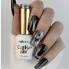 Nailsology Cat Eye Diva 8ml C02 „Meowtini” Magnetický gél lak s Cat Eye efektom.