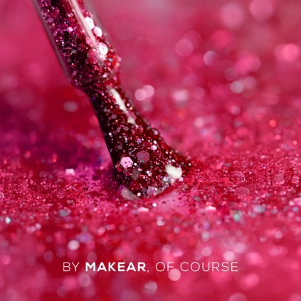 Žiarivý ružový odtieň plný väčších trblietok, ktorý okamžite rozžiari nechty. Makear Gel Polish 8ml Stars S67 21